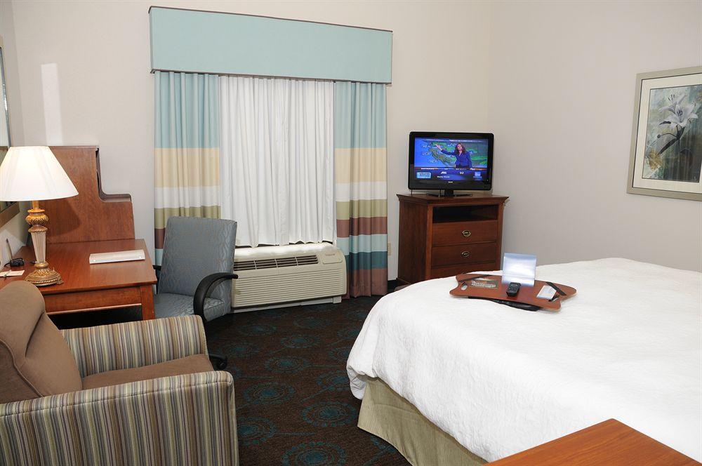 Hampton Inn Front Royal Bagian luar foto