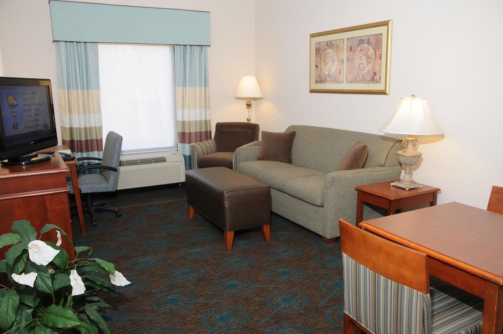 Hampton Inn Front Royal Bagian luar foto