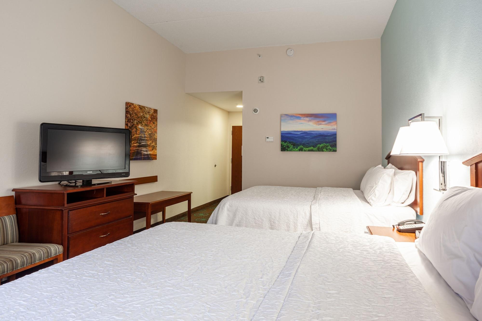 Hampton Inn Front Royal Bagian luar foto