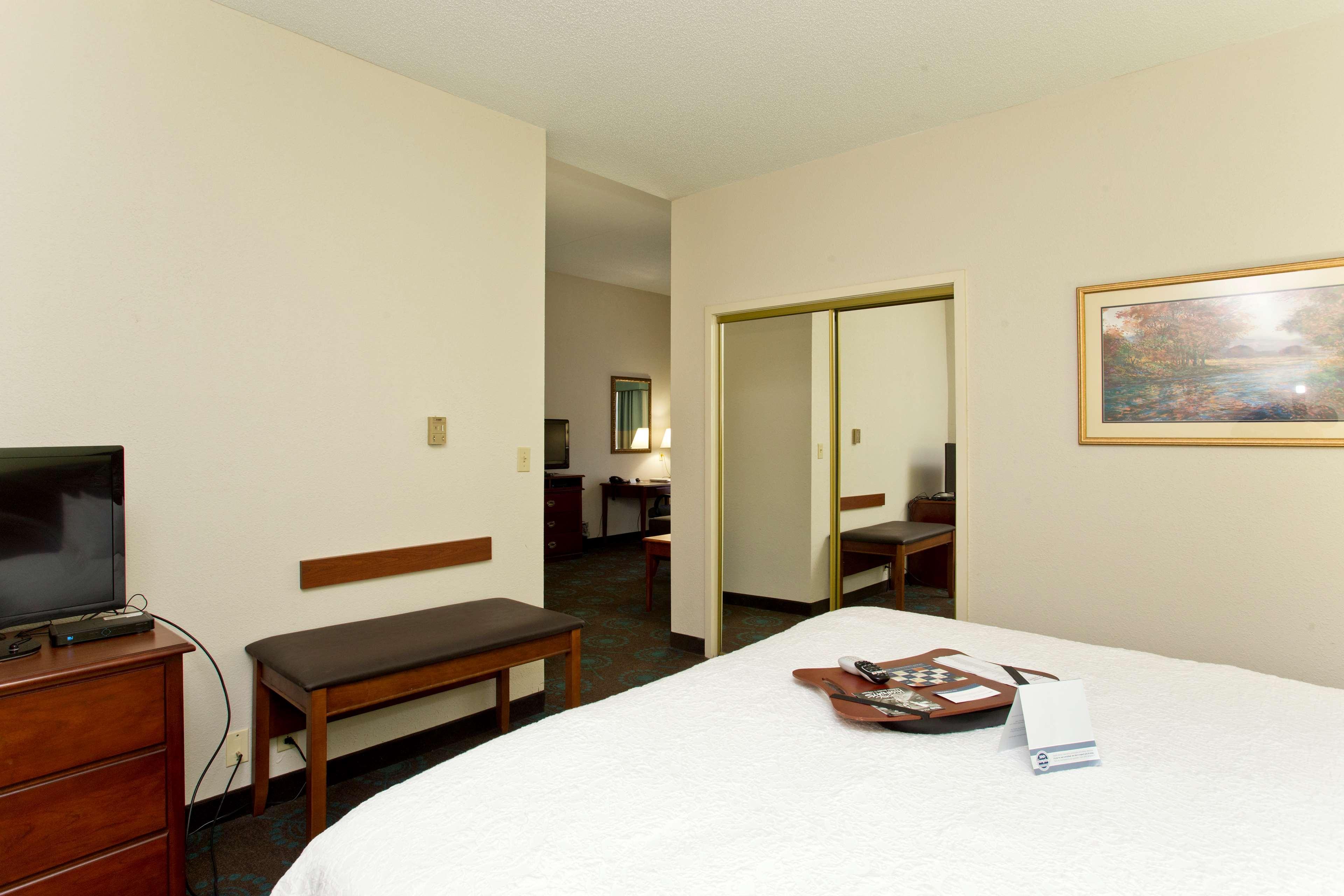 Hampton Inn Front Royal Bagian luar foto