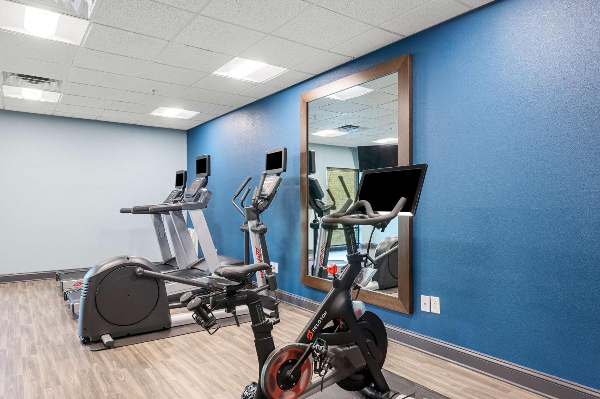 Hampton Inn Front Royal Bagian luar foto