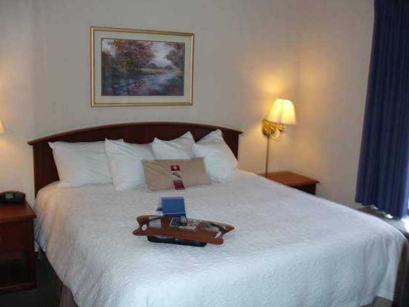 Hampton Inn Front Royal Ruang foto